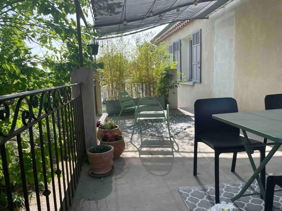 Ventabren Ar De Vie Villa Chaleureuse En Provence מראה חיצוני תמונה